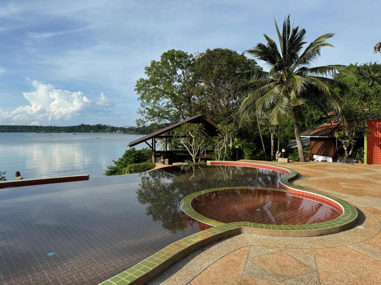 Koh Mak Buri Hut Natural Resort Экстерьер фото